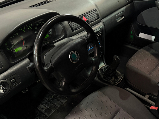 Skoda Octavia, 2008 года, пробег 285979 км