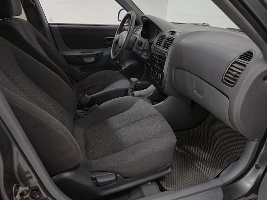 Hyundai Accent, 2006 года, пробег 306619 км