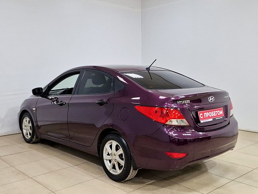 Hyundai Solaris, 2012 года, пробег 262092 км
