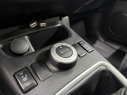 Nissan X-Trail XE, 2012 года, пробег 142017 км