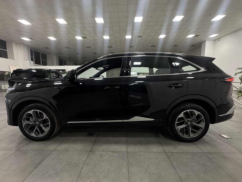 Changan CS75 Plus Luxe, черный