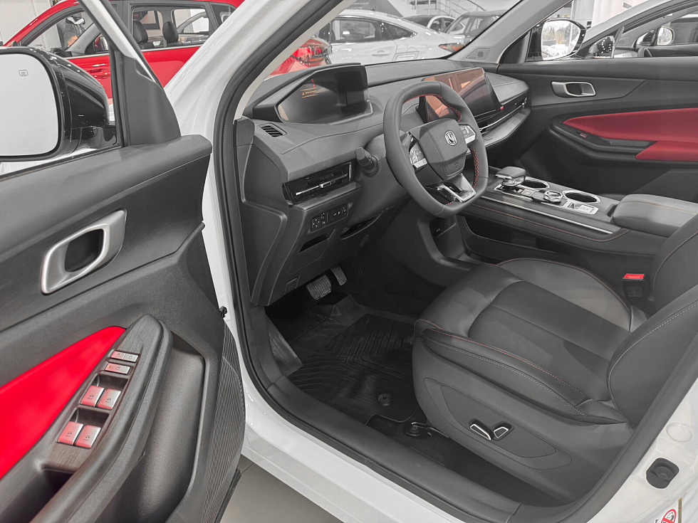 Changan UNI-S (CS55 Plus) Техно, белый