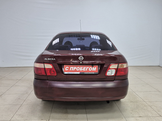 Nissan Almera, 2004 года, пробег 180000 км