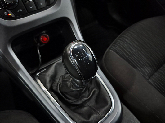 Opel Astra Sport, 2013 года, пробег 151934 км