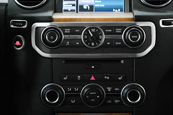 Land Rover Discovery HSE, 2014 года, пробег 163000 км