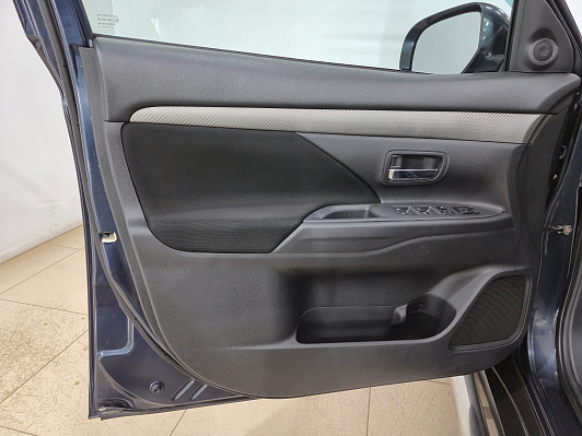 Mitsubishi Outlander Invite, 2018 года, пробег 147921 км