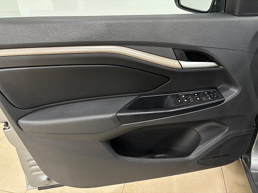Lada (ВАЗ) Vesta Luxe Multimedia, 2019 года, пробег 111628 км