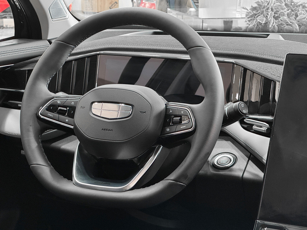 Geely Atlas Спорт, зеленый