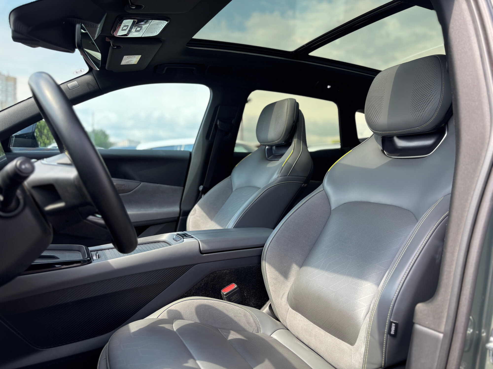 Lynk & Co 08 Performance Halo, 2023 года, пробег 41135 км