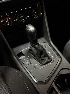Volkswagen Tiguan Winter Edition, 2019 года, пробег 123369 км