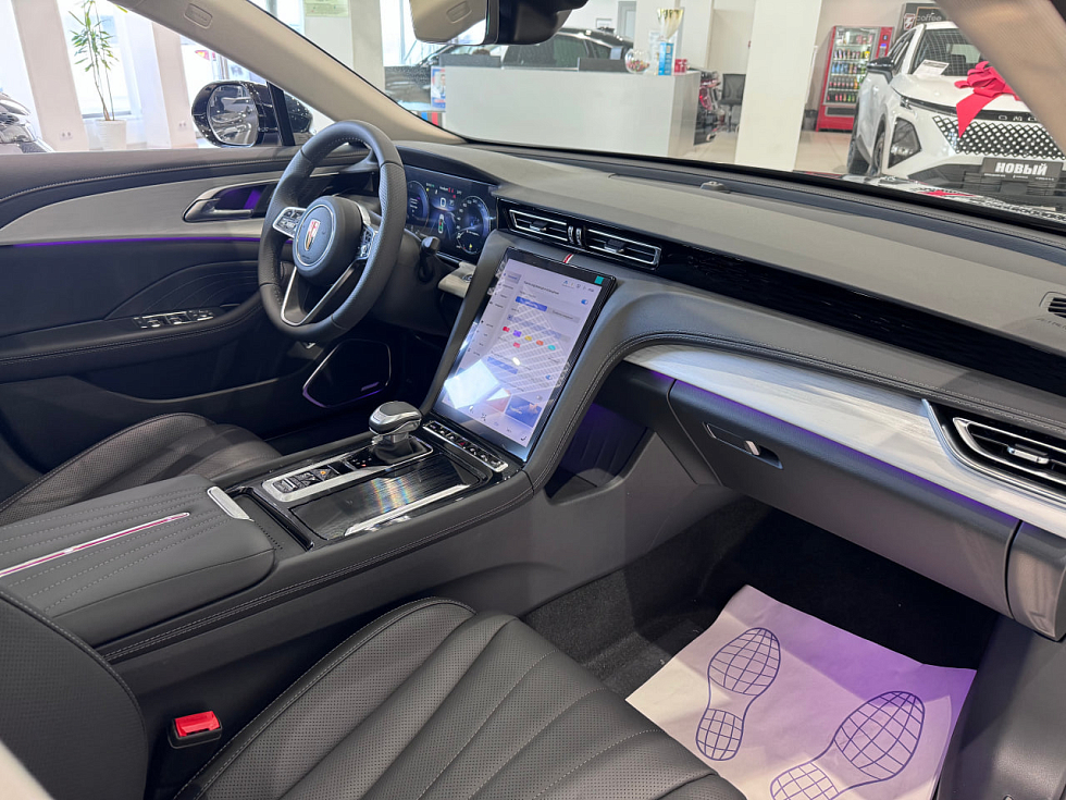 Hongqi H5 Делюкс Плюс, черный