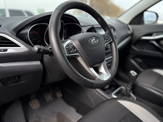 Lada (ВАЗ) Vesta Luxe, 2019 года, пробег 113000 км
