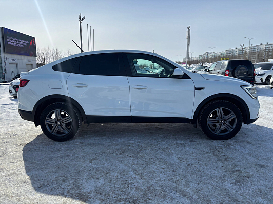 Renault Arkana Style, 2021 года, пробег 62330 км