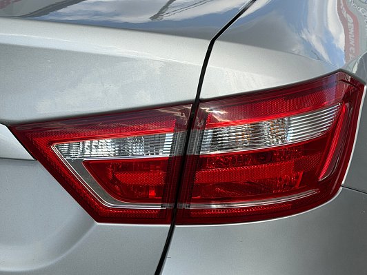 Lada (ВАЗ) Vesta Comfort, 2017 года, пробег 236635 км