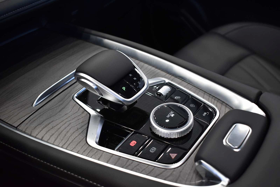 Chery Tiggo 8 Pro Max Ультима/Ultimate 4WD, серебряный