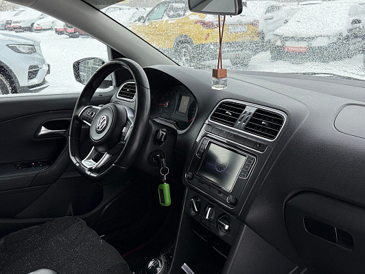 Volkswagen Polo Drive, 2018 года, пробег 135510 км