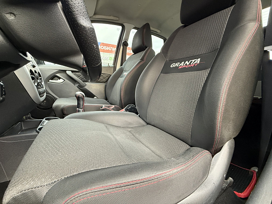 Lada (ВАЗ) Granta, 2015 года, пробег 217693 км