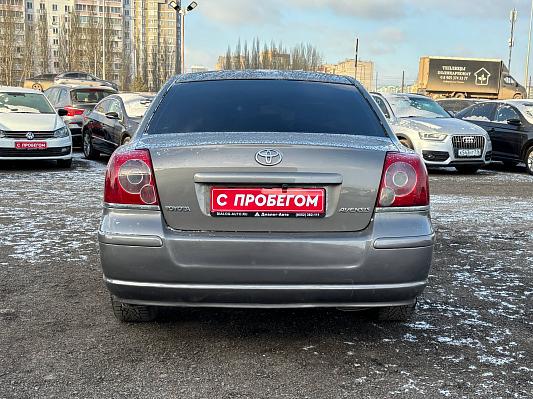 Toyota Avensis Люкс, 2006 года, пробег 190278 км