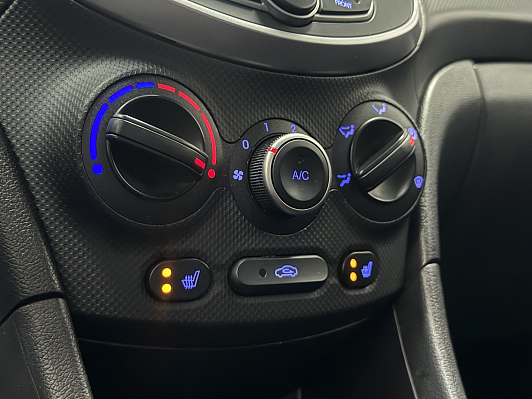 Hyundai Solaris Comfort, 2015 года, пробег 162400 км