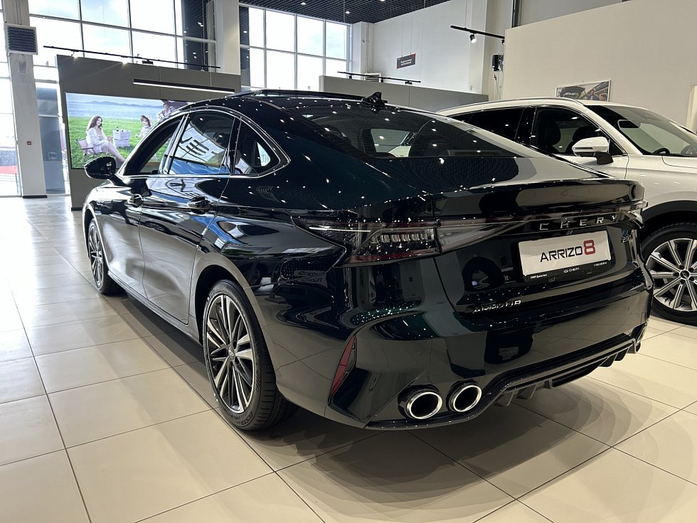 Chery Arrizo 8 Ultra, зеленый