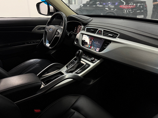 Geely Atlas Люкс + Yandex Auto, 2019 года, пробег 191358 км