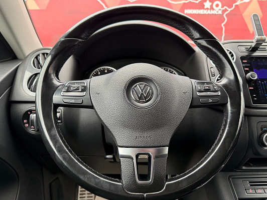 Volkswagen Tiguan Avenue, 2013 года, пробег 272000 км