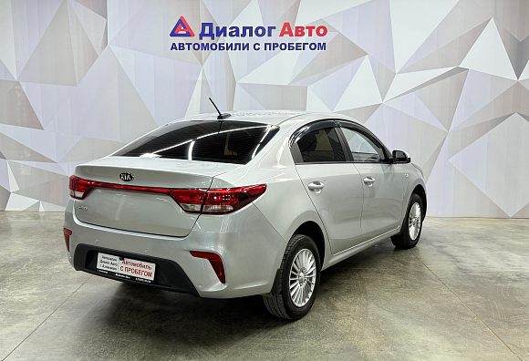 Kia Rio Luxe, 2017 года, пробег 219811 км