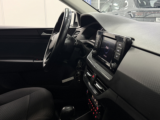 Volkswagen Polo, 2021 года, пробег 77000 км