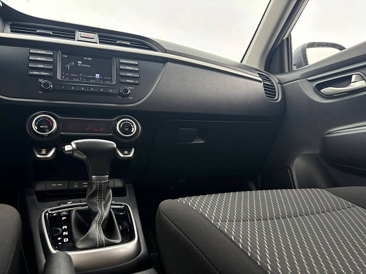 Kia Rio Luxe, 2019 года, пробег 120740 км