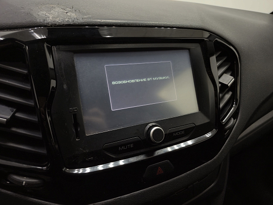 Lada (ВАЗ) Vesta Comfort Multimedia, 2019 года, пробег 95808 км