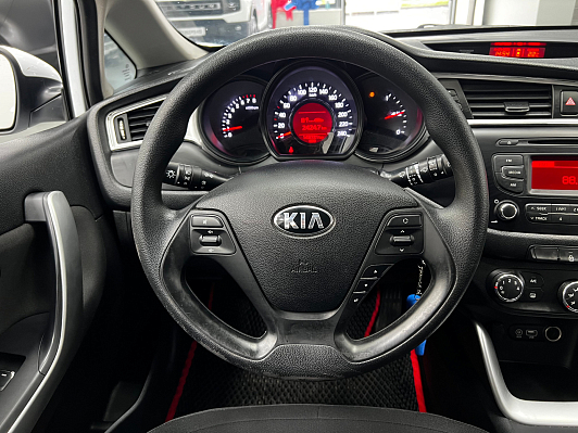 Kia Ceed Classic AC, 2015 года, пробег 143100 км
