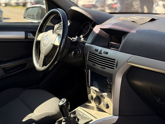 Opel Astra, 2008 года, пробег 234583 км