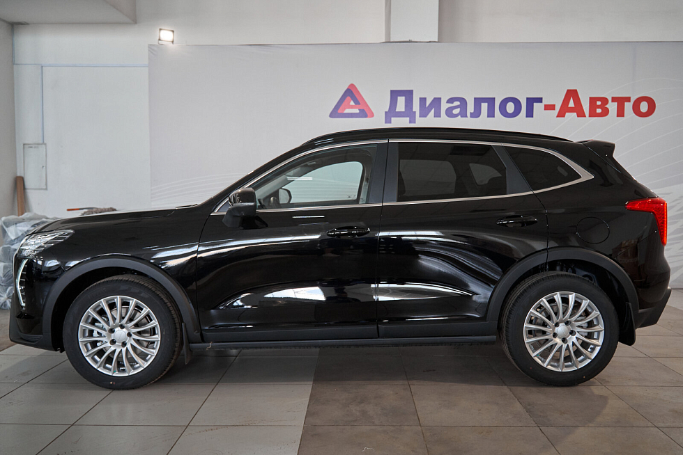 Haval Jolion Комфорт, черный