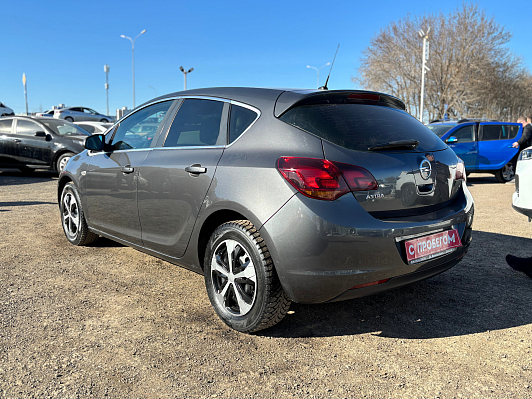 Opel Astra Cosmo, 2011 года, пробег 140765 км