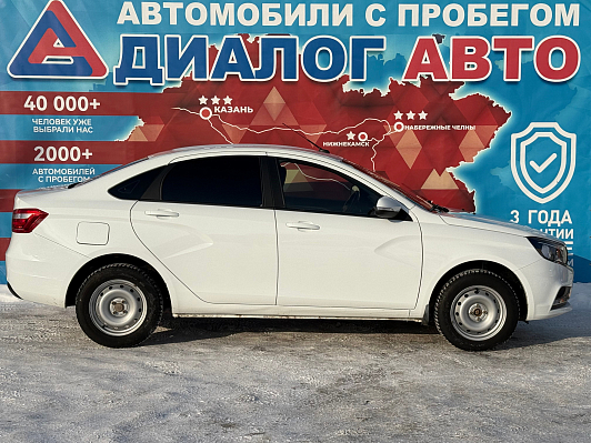 Lada (ВАЗ) Vesta Comfort, 2021 года, пробег 93495 км