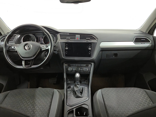 Volkswagen Tiguan Comfortline, 2019 года, пробег 137665 км
