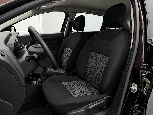 Lada (ВАЗ) XRAY Comfort, 2018 года, пробег 115000 км