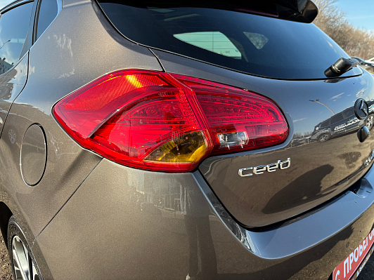 Kia Ceed Prestige, 2013 года, пробег 164000 км