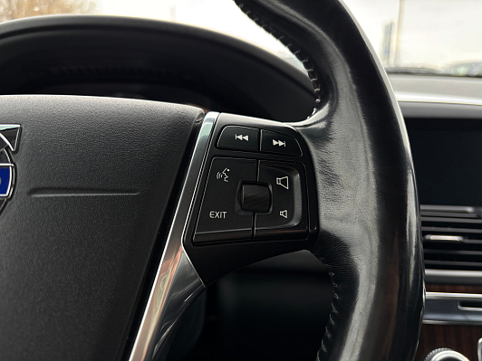 Volvo XC60 Summum, 2015 года, пробег 187400 км