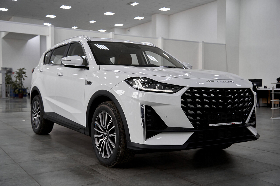 JETOUR X70 PLUS Люкс, черный