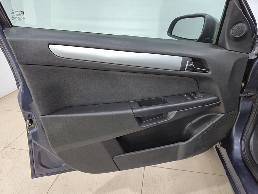 Opel Astra, 2009 года, пробег 104314 км