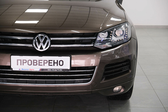 Volkswagen Touareg, 2014 года, пробег 218000 км