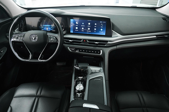 Changan CS75 Plus Luxury, 2023 года, пробег 56000 км