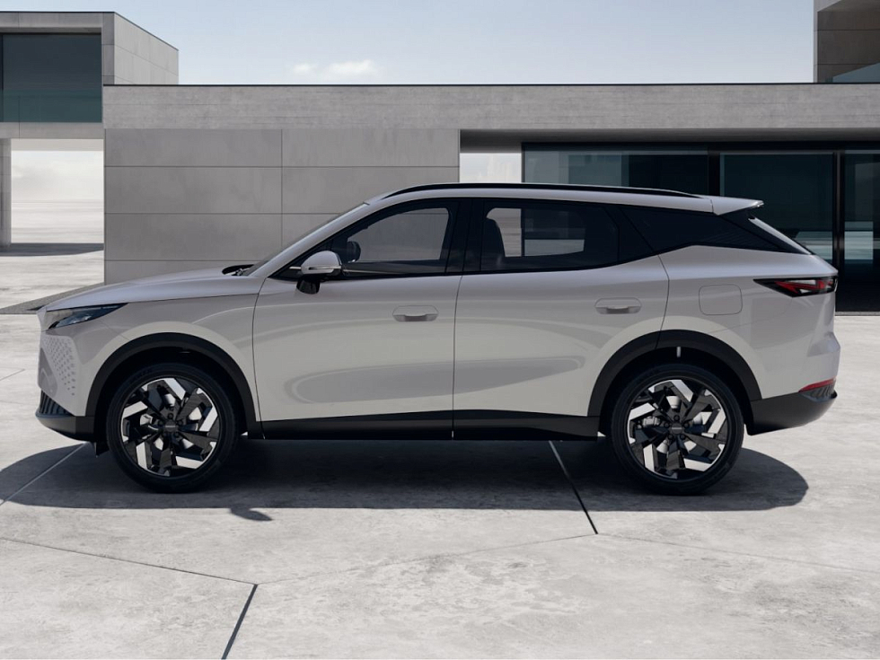 Omoda C7 Active, серебряный