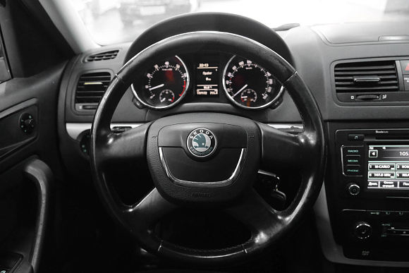 Skoda Yeti Active, 2012 года, пробег 197171 км