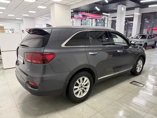 Kia Sorento Luxe, 2019 года, пробег 124577 км
