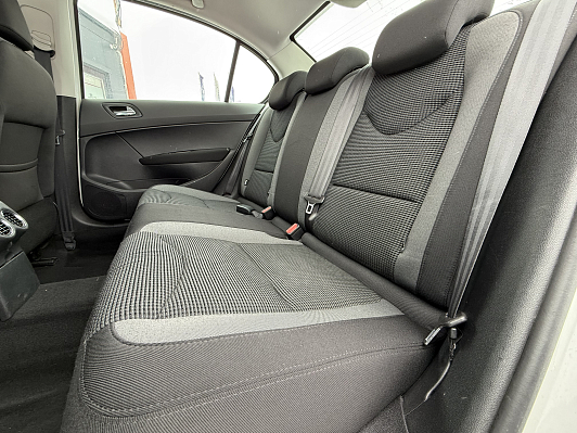 Peugeot 408, 2013 года, пробег 198750 км