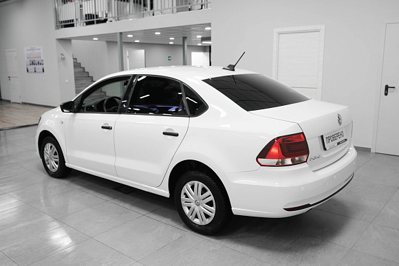 Volkswagen Polo Trendline, 2018 года, пробег 136000 км