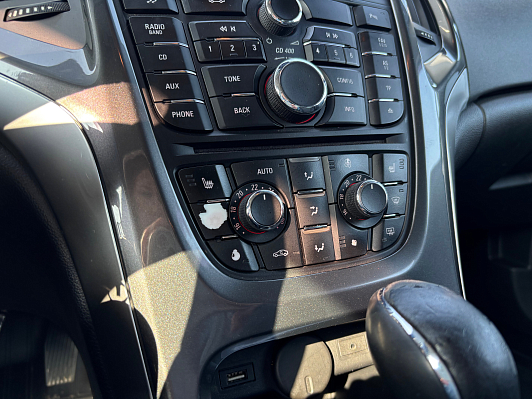 Opel Astra Cosmo, 2013 года, пробег 187564 км