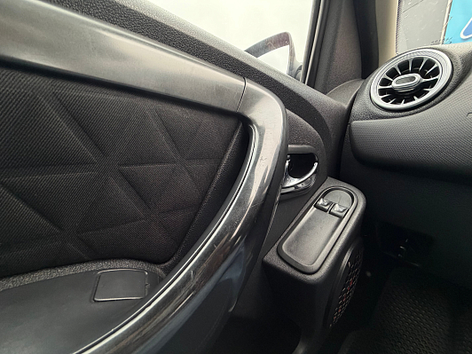 Renault Duster Expression, 2018 года, пробег 233500 км